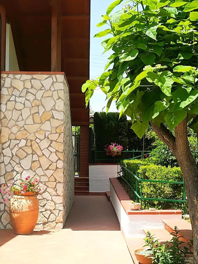 La Dimora Di Radha B&B Centro Olistico 렌데 외부 사진