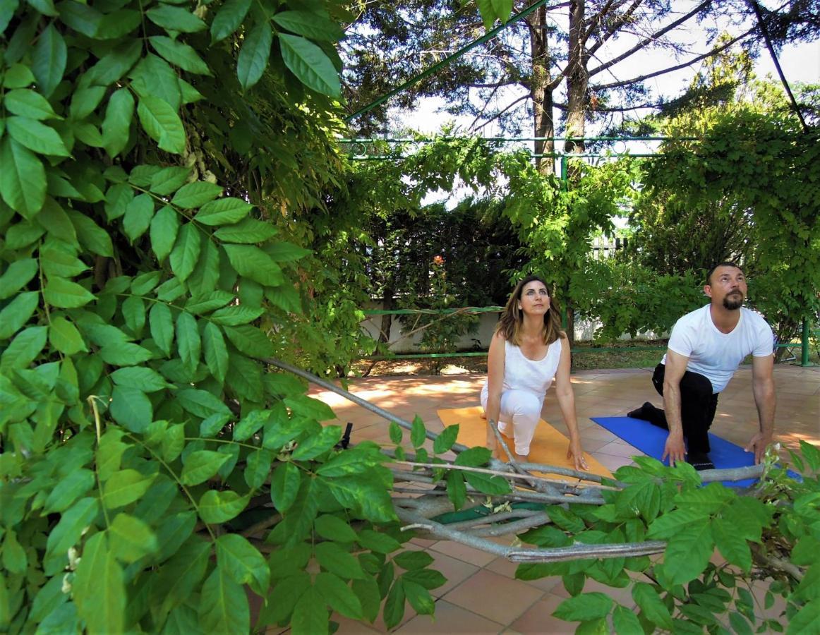 La Dimora Di Radha B&B Centro Olistico 렌데 외부 사진