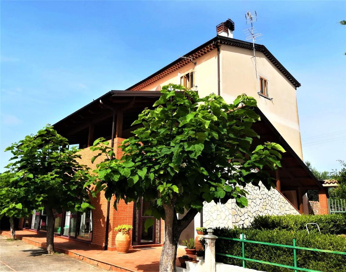 La Dimora Di Radha B&B Centro Olistico 렌데 외부 사진
